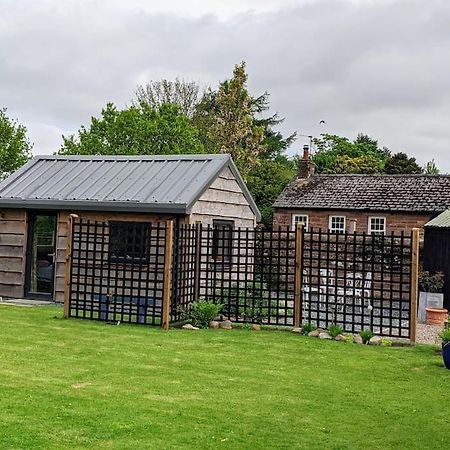 La'Al Cabin, Tiny Home, Unique Space Eden Valley Cumbria ブランプトン エクステリア 写真