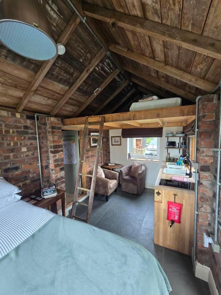 La'Al Cabin, Tiny Home, Unique Space Eden Valley Cumbria ブランプトン エクステリア 写真